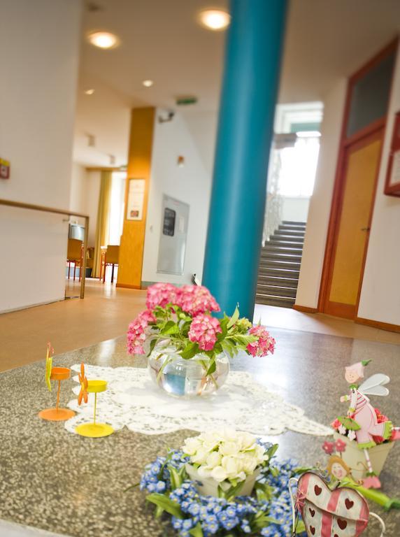 Haus Mobene - Hotel Garni Graz Zewnętrze zdjęcie