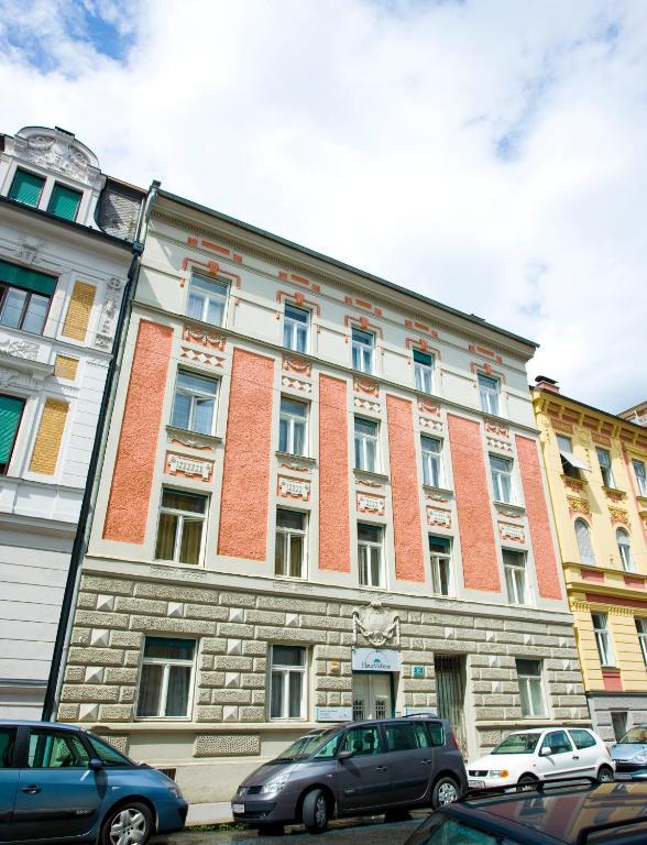 Haus Mobene - Hotel Garni Graz Zewnętrze zdjęcie