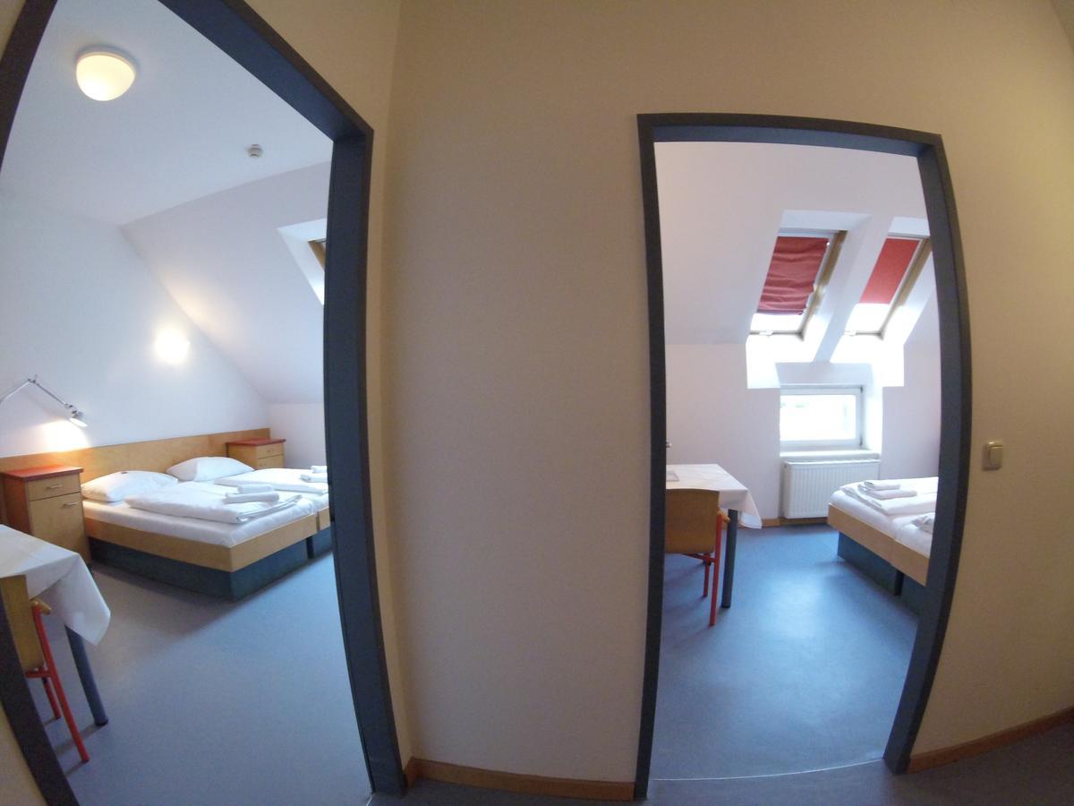 Haus Mobene - Hotel Garni Graz Zewnętrze zdjęcie